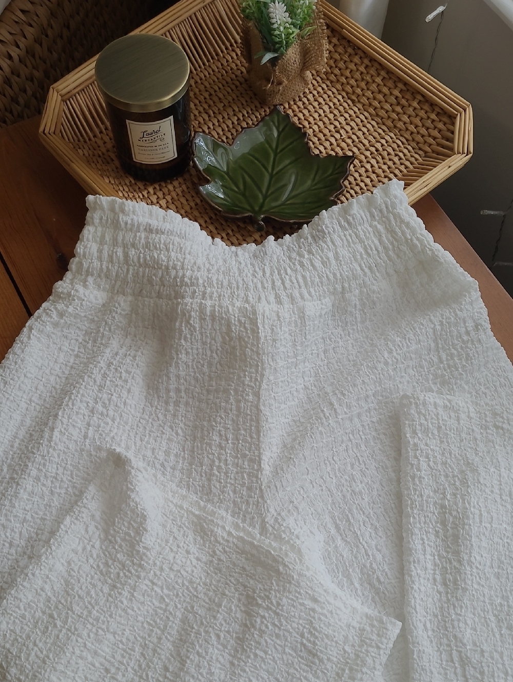 Vici Magen White High Waist Crinkle Crepe Wide Leg Pants